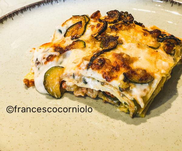 Lasagne zucchine gamberetti e pomodorini secchi