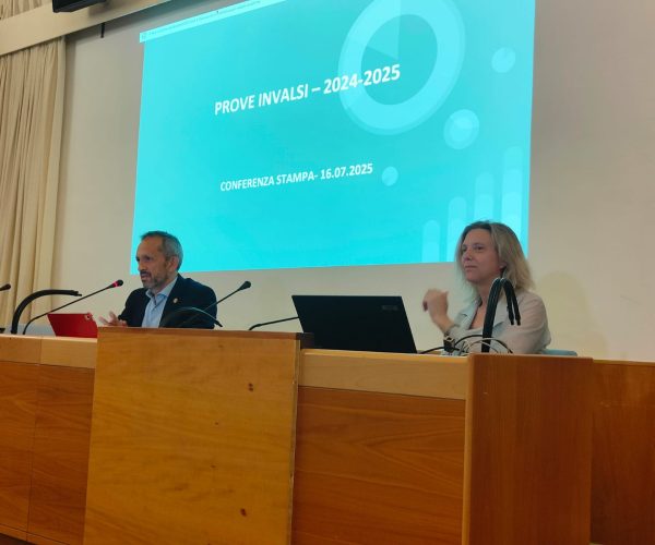 L'assessore Jean Pierre Guichardaz e la sovrintendente Marina Fey