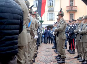 Le celebrazioni della Giornata delle Forze Armate ad Aosta