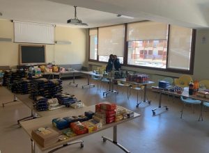 Le derrate raccolte per il "Carrello solidale" a Courmayeur