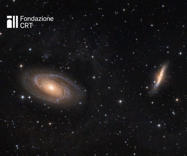Le due galassie M81 e M82 nella costellazione dell’Orsa Maggiore, riprese dalle piazzole dell’Osservatorio Astronomico della Regione Autonoma Valle d’Aosta. Cortesia Alessandro Cipolat Bares (https://bares.altervista.org/) per la Fondazione C. Fillietroz-ONLUS