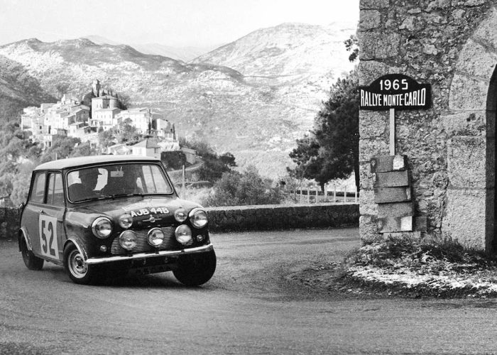 La Mini Cooper S al Rally di Monte Carlo 1965