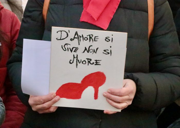 Manifestazione contro la violenza sulle donne