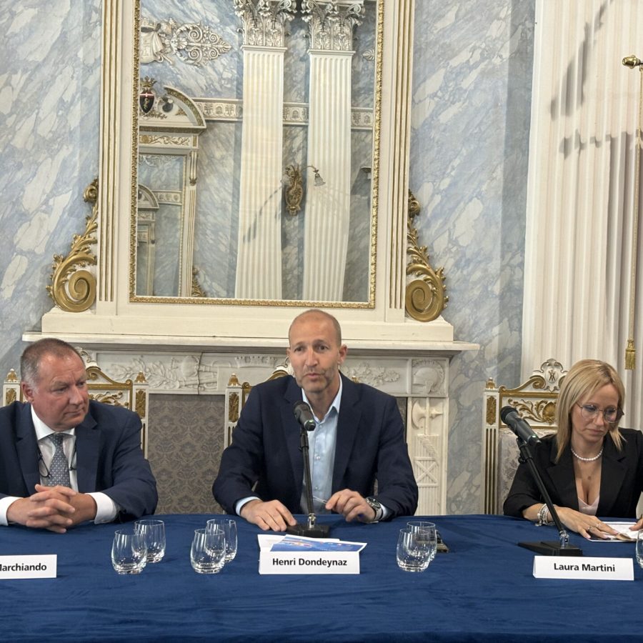 Marchiando Dondeynaz Martini