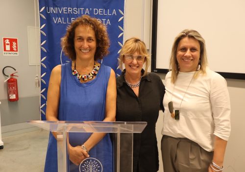 La firma della convenzione tra UniVdA e Università di Torino. In foto: Marchisio, Ceretta e Bianquin