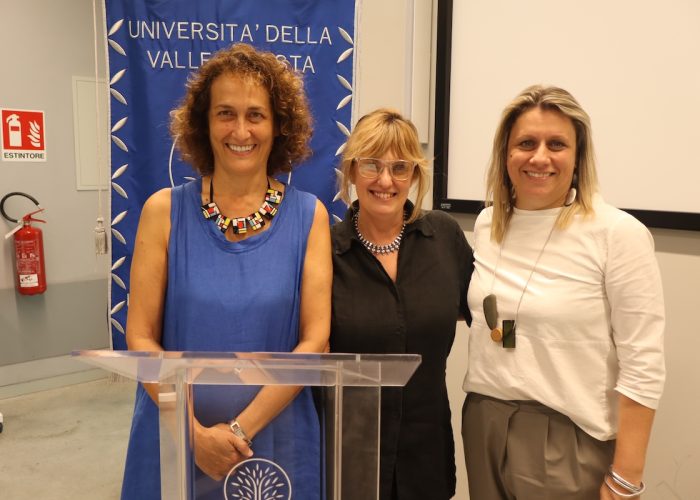 La firma della convenzione tra UniVdA e Università di Torino. In foto: Marchisio, Ceretta e Bianquin