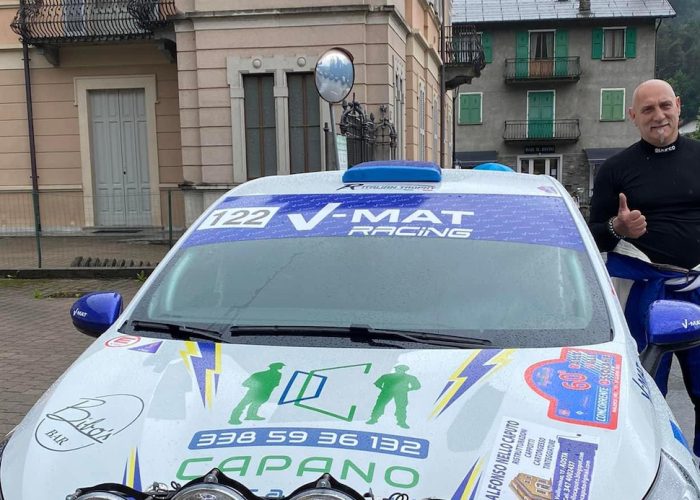Massimiliano Ponzetti con auto
