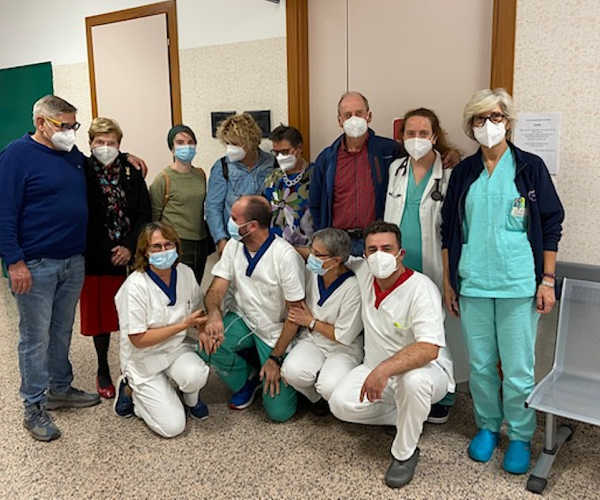Il personale del reparto di Oncologia dell'ospedale "Parini"
