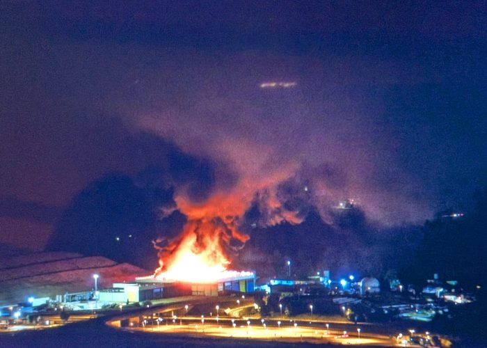 Incendio discarica Brissogne - Foto Marco Monticone