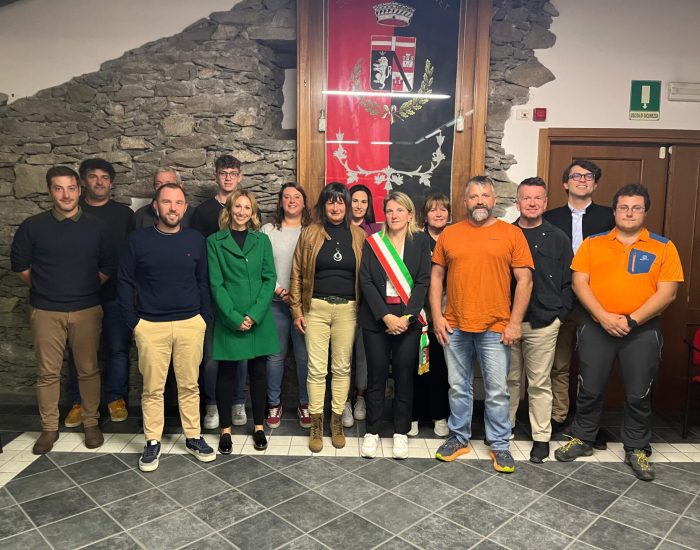 Nuova Giunta Montjovet da sx a dx) Mauro Novallet, Monica Magnone, Morena Danna, Ivan Priod e Joseph Vallet