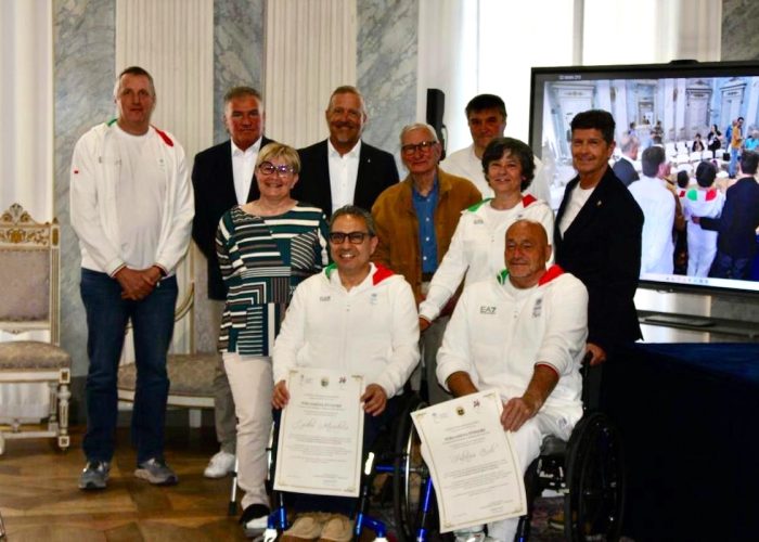 La delegazione valdostana del Comitato Italiano Paralimpico e gli atleti del weelchair curling