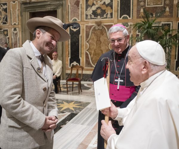 Papa Francesco Mons Lovignana