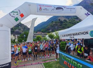 La partenza della Valle d'Aosta SuperMarathon 2025.