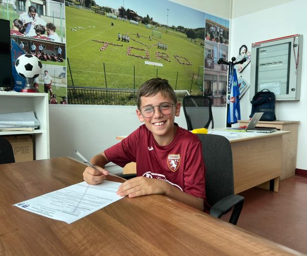 Pasquale Capano firma contratto Toro