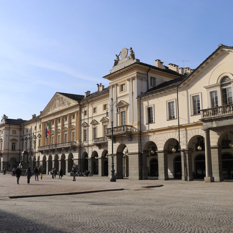 Piazza Chanoux, Aosta