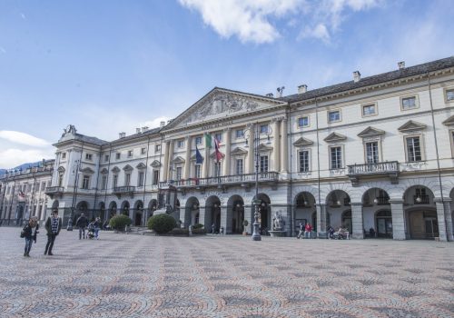 Piazza Chanoux - Municipio