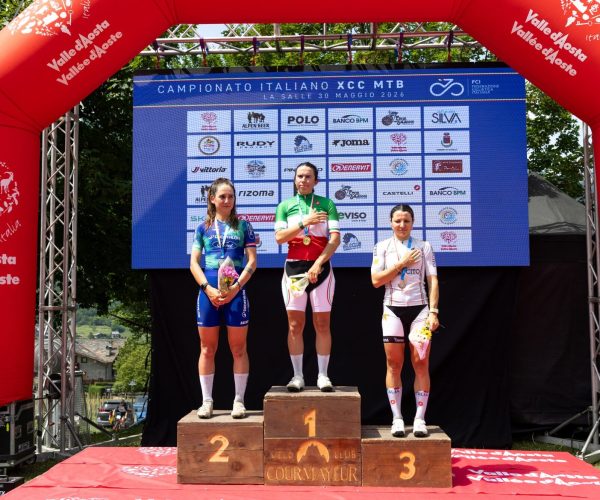 Il podio femminile MTB Martina Berta