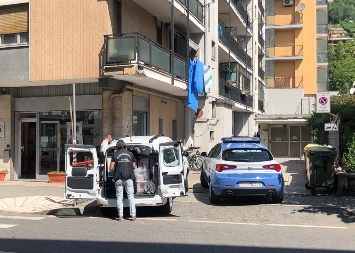 Polizia intervento spari in via adamello