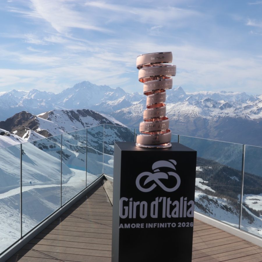 Presentazione Giro d Italia Stella di Pila rid