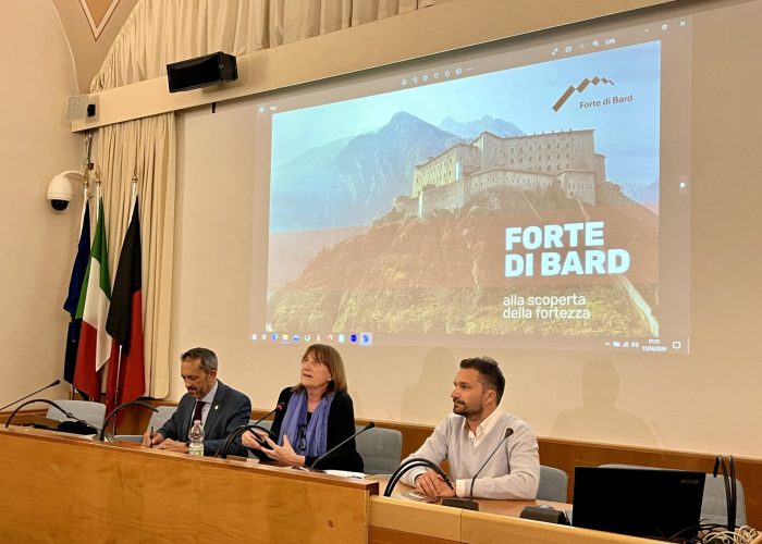 Presentazione della guida del Forte di Bard