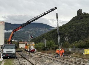 Primo palo elettrificazione aosta ivrea