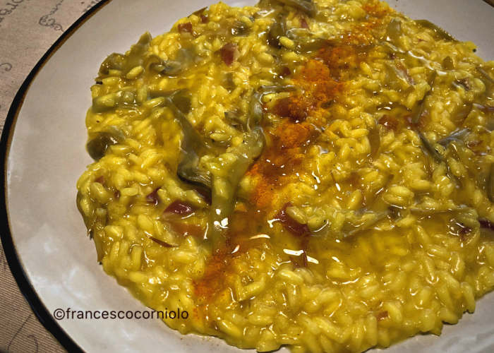 Risotto carciofi curcuma e crudo di Bosses