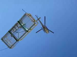 Intervento manutenzione elicottero Cogne Acciai Speciali