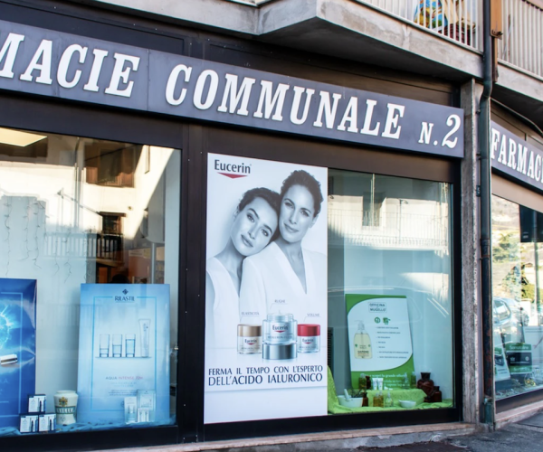 La farmacia comunale 2 di Aosta in corso Ivrea