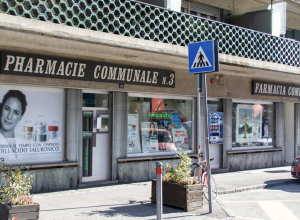 La farmacia comunale 3 di Aosta in viale Conte Crotti