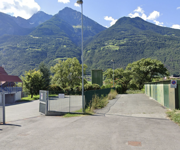 L'attuale cabina elettrica in via Berthet, in quartiere Dora, a fianco del PalaMiozzi