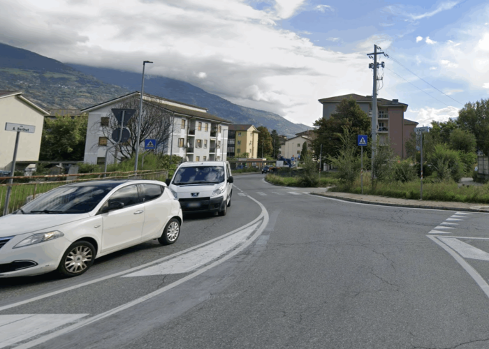 Incrocio via vittime Col du Mont e via Berthet