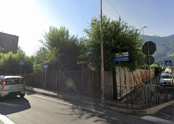 l'area fra via Chambéry e via Lys dove verrà realizzata la nuova palestra