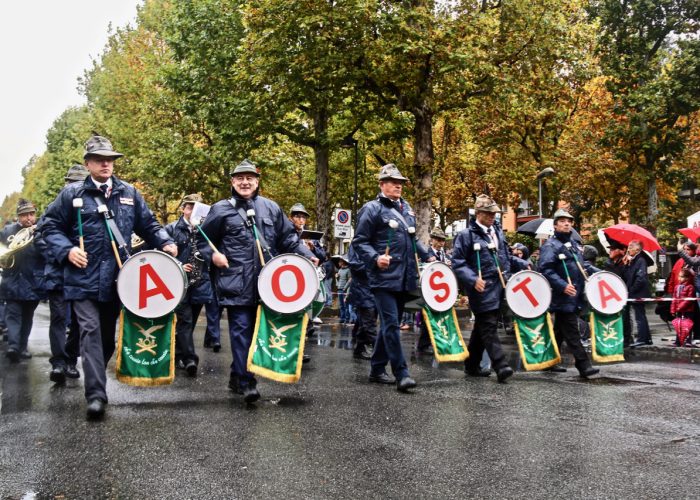 Sfilata degli Alpini ad Aosta