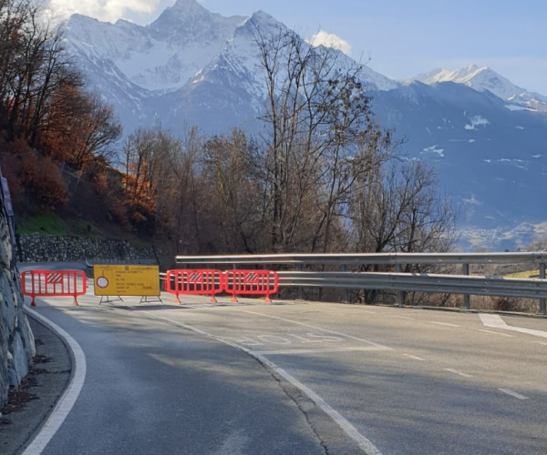 Strada regionale Roisan chiusa