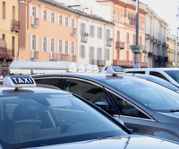 Taxi