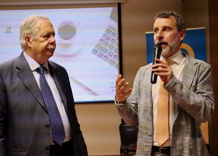 Pietro Passerin D'Entrèves e Patrik Vesan. presidentre e segretario della Fondazione comunitaria della Valle d'Aosta