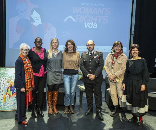 The First Thursday I diritti della donna novembre