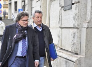 L'ingegner Trasino (a destra) con l'avvocato Feno.