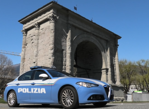 Volante Arco Augusto