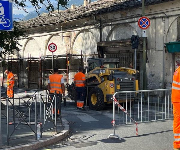 I lavori in via Monte Solarolo, ad Aosta
