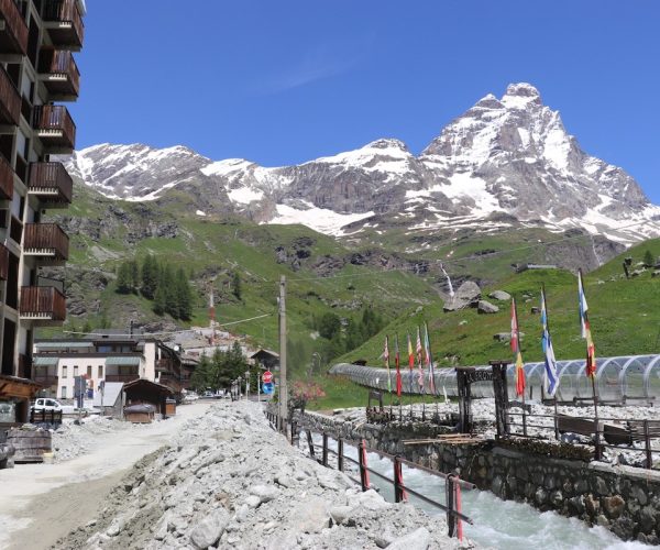 i danni del maltempo a Cervinia