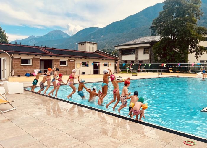 Estate alla piscina di Brissogne - piscina - bambini - Centri estivi