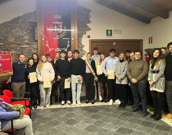 La consegna della maturità civica ai diciottenni di Montjovet