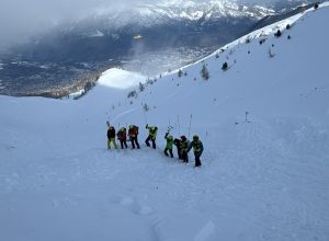 Soccorso in azione per ricerca scialpinista a Pila