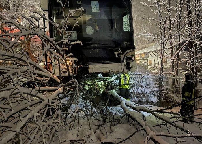 Il bus uscito di strada a Torgnon