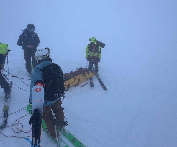 L'intervento della squadra del Soccorso alpino valdostano alla Becca di Nana