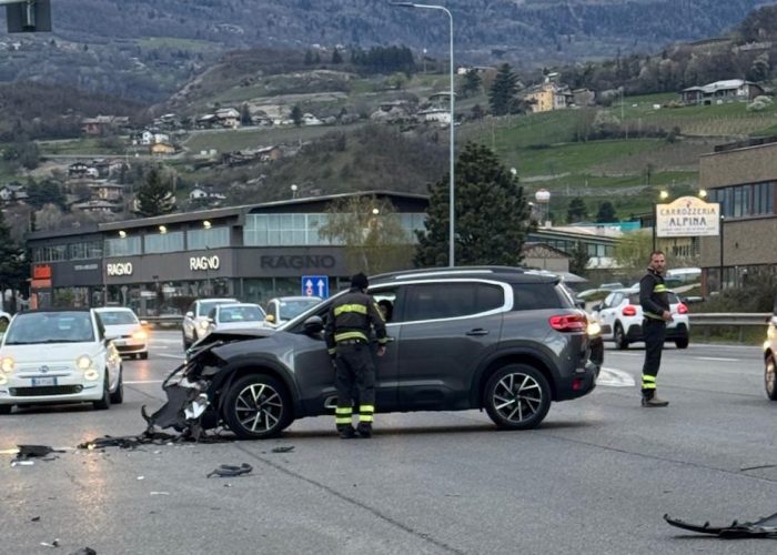 L'incidente stradale a Saint-Christophe
