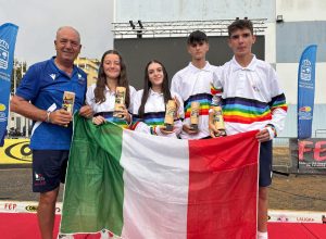Aline Léger assieme ai compagni Musso, Vercellone e Rinaudo – Foto Federbocce Aline Léger assieme ai compagni Musso, Vercellone e Rinaudo - Foto Federbocce