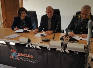 Da sinistra: la direttrice Schillaci Ventura, il procuratore anziano Ceccanti, il generale Ditroia.