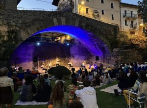 Sotto i ponti - Storie appartate sotto lo scorrere del tempo